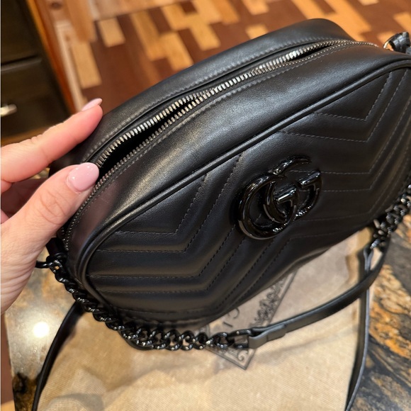 Gucci Black Quilted Leather Shoulder Bag - Picture 11 of 13